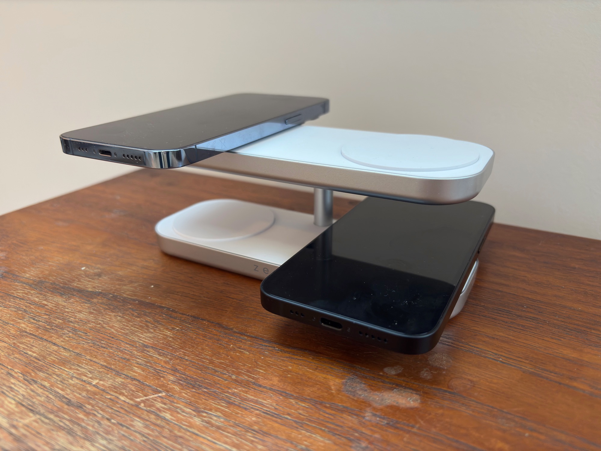 Zens Quattro Charger Pro 4 Qi2 review